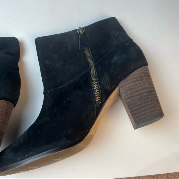 Cole Haan Black Suede Ankle Heeled Booties Size 9 - Picture 2 of 7